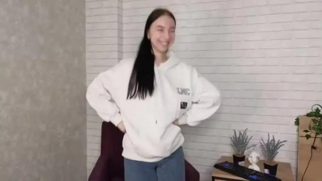 Image 2 of carolreezie Stream on Chaturbate on 15 months ago