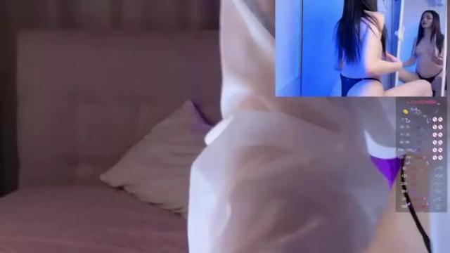 Image 8 of carolreezie Stream on Chaturbate on 15 months ago