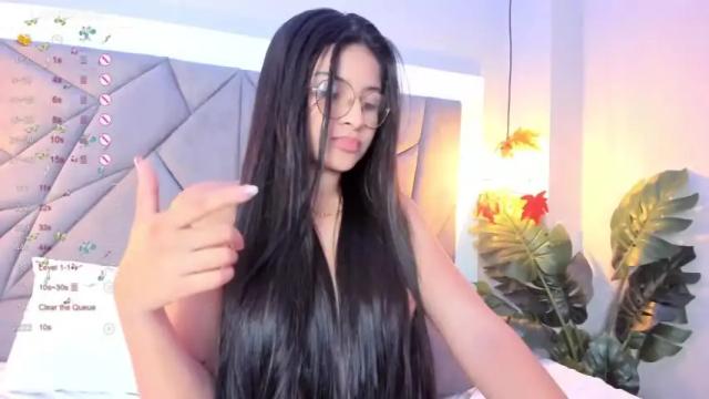 Image 11 of carolscott_ Stream on Chaturbate on 18 months ago