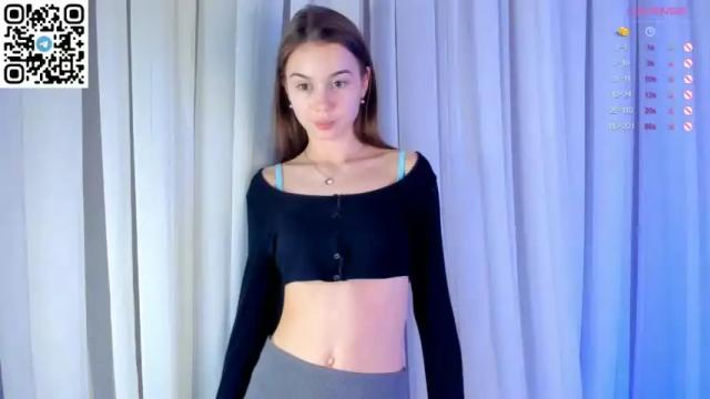 Image 3 of carolynsveronica Stream on Chaturbate on 13 months ago