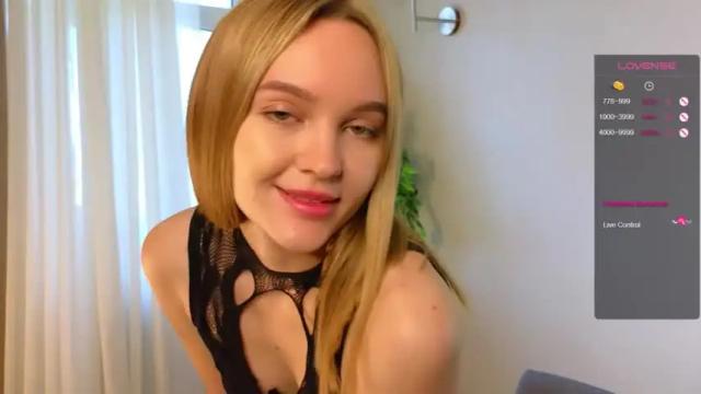 Image 10 of carolynsveronica Stream on Chaturbate on 13 months ago