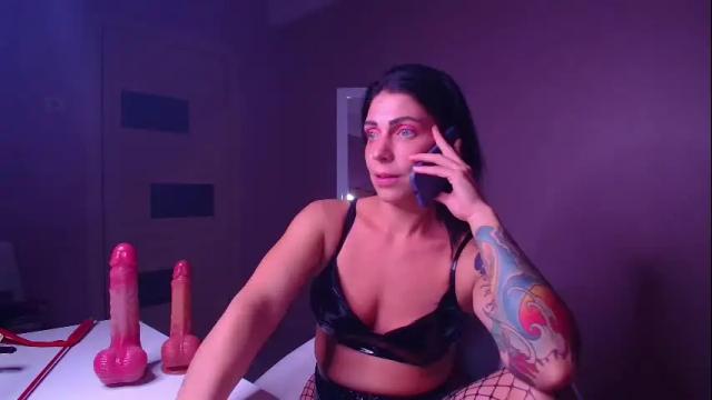 Image 10 of carrie_moonshine Stream on Chaturbate on 4 days ago