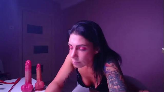 Image 4 of carrie_moonshine Stream on Chaturbate on 4 days ago