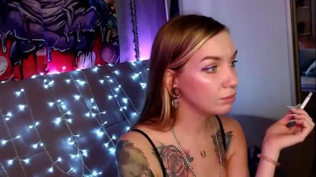Image 3 of carrie_moonshine Stream on Chaturbate on 2 days ago