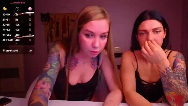Image 4 of carrie_moonshine Stream on Chaturbate on 2 months ago