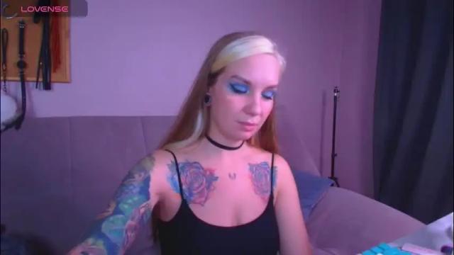Thumbnail 1, carrie_moonshine's Stream at Chaturbate, 12 days ago