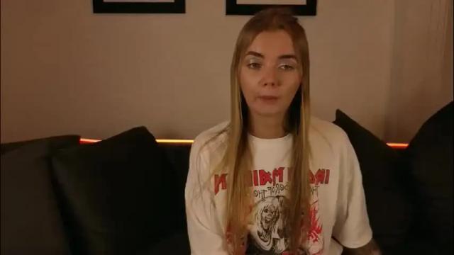 Image 10 of carriebradshawww Stream on Chaturbate on 8 days ago