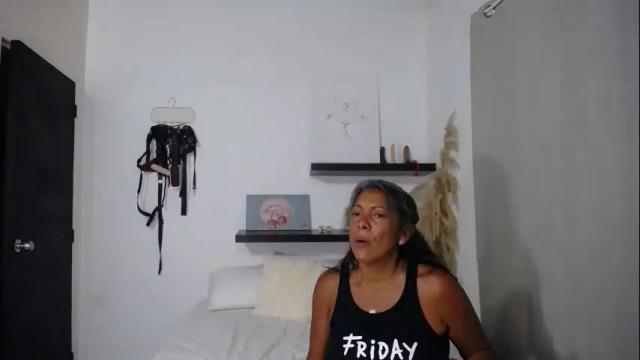 Image 10 of carry_big Stream on Chaturbate on 5 months ago