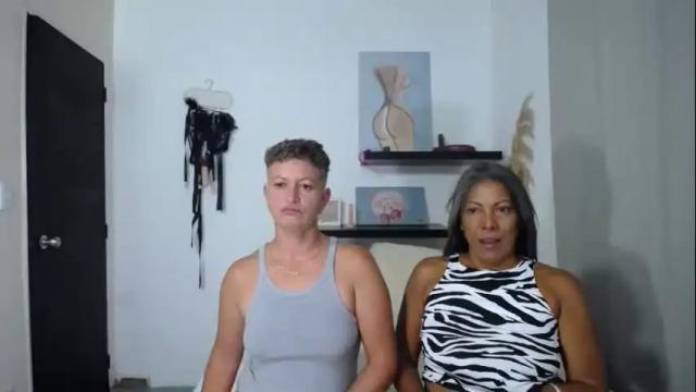 Image 4 of carry_big Stream on Chaturbate on 5 months ago