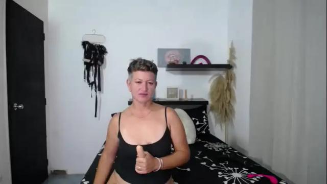 Thumbnail 3, carry_big's Stream at Chaturbate, 4 months ago