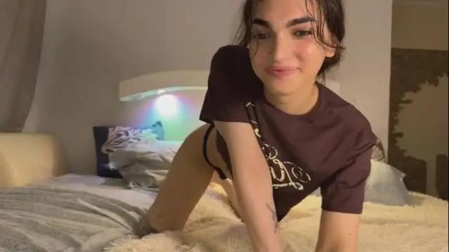 Image 12 of carry_hai Stream on Chaturbate on 12 days ago