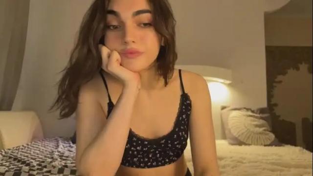 Image 10 of carry_hai Stream on Chaturbate on 5 days ago