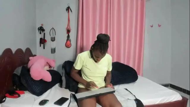 Image 2 of carryswit Stream on Chaturbate on 9 months ago