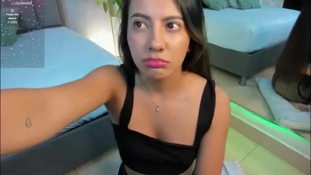 Image 10 of casandra_ballesteros Stream on Chaturbate on 2 months ago