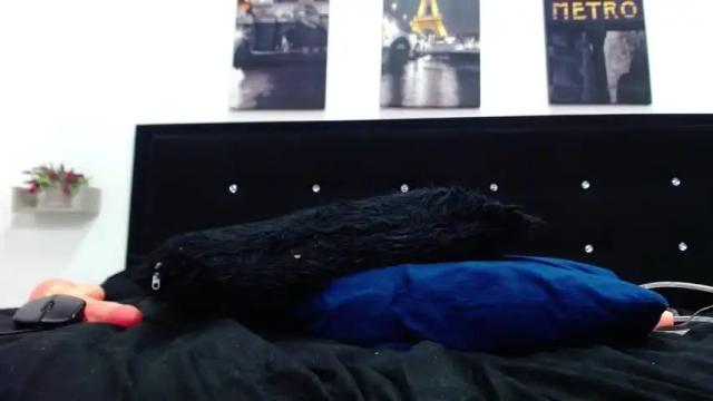 Image 11 of casandra_smith Stream on Chaturbate on 18 months ago