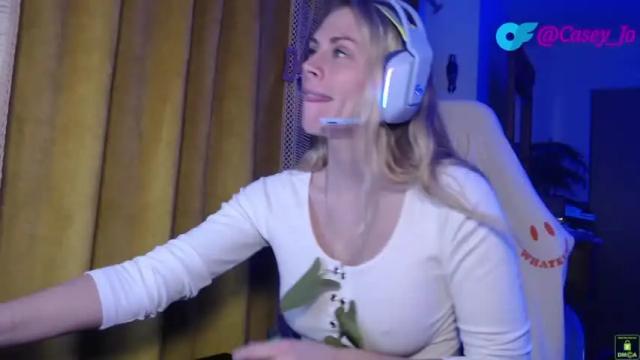 Image 11 of casey_jo Stream on Chaturbate on 18 months ago