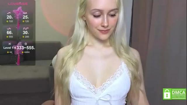 Image 8 of caseylabow Stream on Chaturbate on 1 month ago