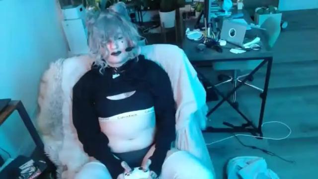 Image 7 of caseypup Stream on Chaturbate on 17 months ago