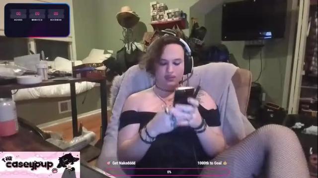 Image 8 of caseypup Stream on Chaturbate on 1 month ago