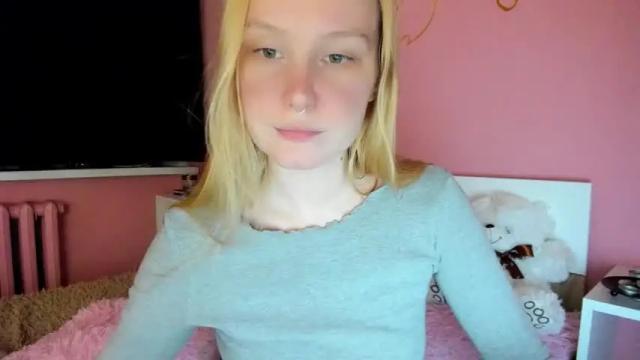 Image 4 of cass_andra Stream on Chaturbate on 17 months ago