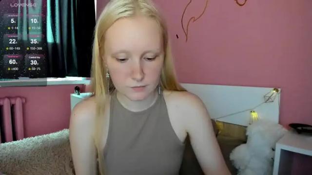 Image 2 of cass_andra Stream on Chaturbate on 16 months ago