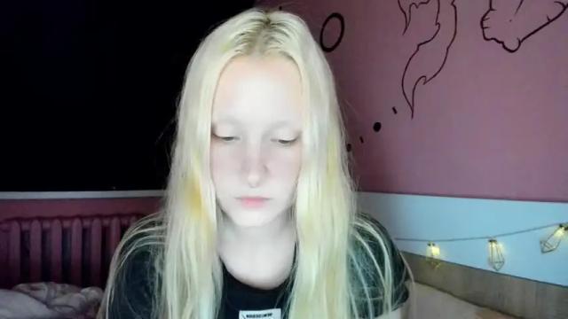 Image 7 of cass_andra Stream on Chaturbate on 15 months ago