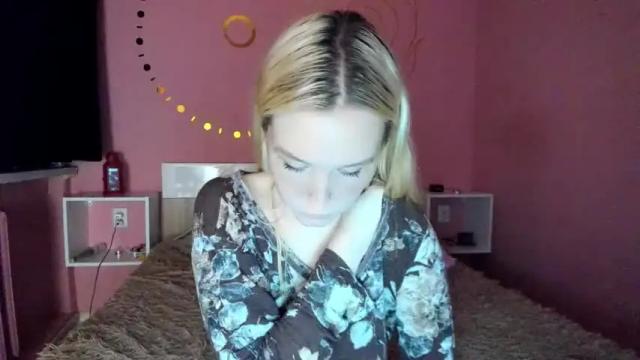Image 6 of cass_andra Stream on Chaturbate on 13 months ago