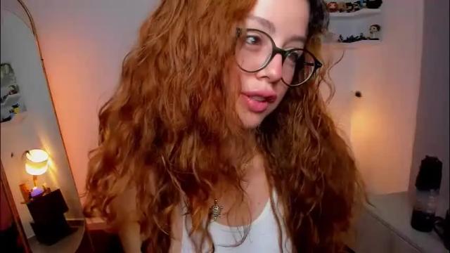 Image 2 of cassandra_caiin Stream on Chaturbate on 23 days ago