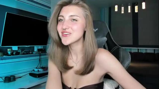 Image 2 of cassiablade1 Stream on Chaturbate on 1 month ago