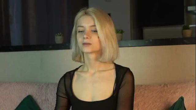 Image 2 of cassie130505 Stream on Chaturbate on 1 month ago