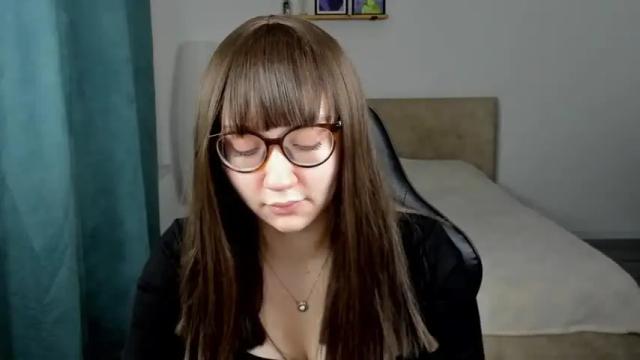 Image 7 of cassie_clay Stream on Chaturbate on 15 months ago