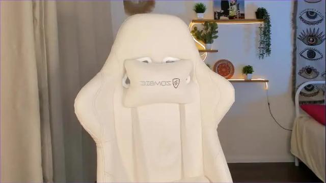 Image 2 of cassie_evansss Stream on Chaturbate on 15 days ago