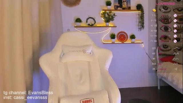 Image 11 of cassie_evansss Stream on Chaturbate on 7 days ago