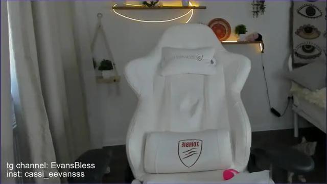 Thumbnail 2, cassie_evansss's Stream at Chaturbate, 1 month ago
