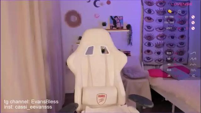 Image 6 of cassie_evansss Stream on Chaturbate on 2 months ago