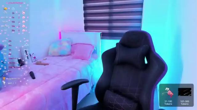 Image 10 of cassie_howard11 Stream on Chaturbate on 21 months ago