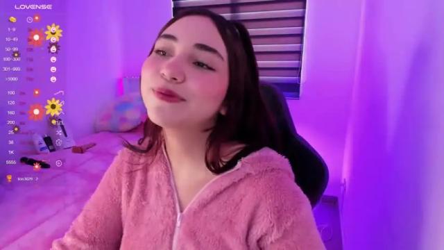 Image 3 of cassie_howard11 Stream on Chaturbate on 21 months ago