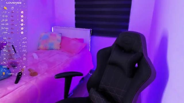 Thumbnail 3, cassie_howard11's Stream at Chaturbate, 20 months ago
