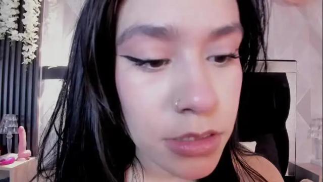 Image 3 of cassie_jones1 Stream on Chaturbate on 24 days ago
