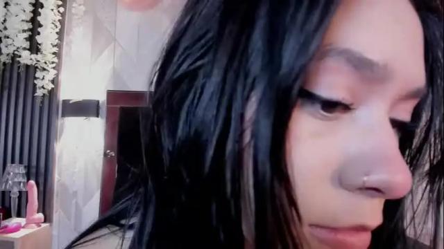 Image 4 of cassie_jones1 Stream on Chaturbate on 24 days ago