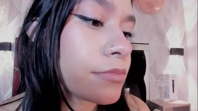 Image 8 of cassie_jones1 Stream on Chaturbate on 24 days ago