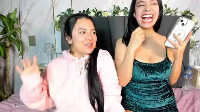 Image 10 of cassie_jones1 Stream on Chaturbate on 18 days ago