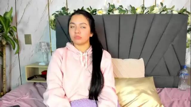 Image 8 of cassie_jones1 Stream on Chaturbate on 18 days ago