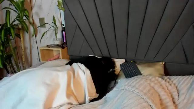 Image 3 of cassie_jones1 Stream on Chaturbate on 17 days ago