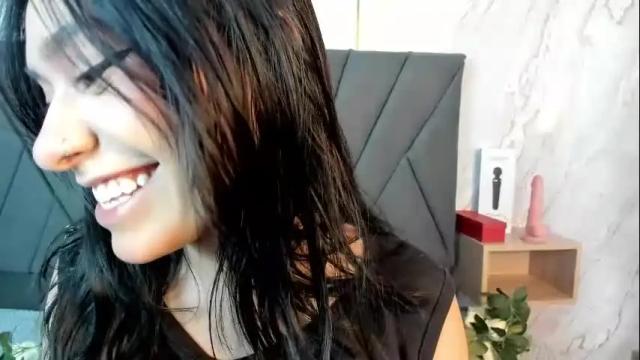 Image 7 of cassie_jones1 Stream on Chaturbate on 13 days ago