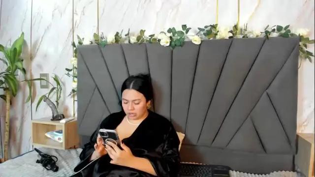Image 11 of cassie_jones1 Stream on Chaturbate on 12 days ago