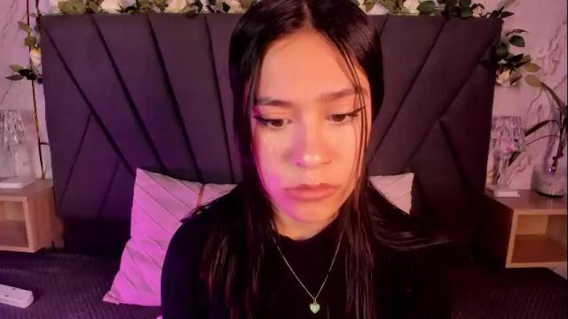 Image 2 of cassie_jones1 Stream on Chaturbate on 5 months ago