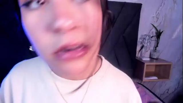 Image 3 of cassie_jones1 Stream on Chaturbate on 5 months ago