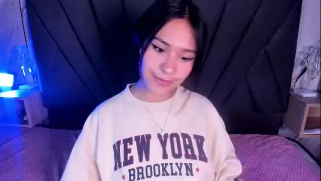 Image 7 of cassie_jones1 Stream on Chaturbate on 5 months ago