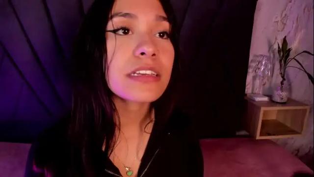 Image 4 of cassie_jones1 Stream on Chaturbate on 5 months ago